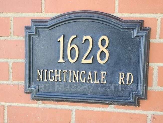 1628 Nightingale Rd