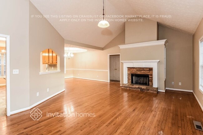 Photo - 15 Water's Edge Dr SE