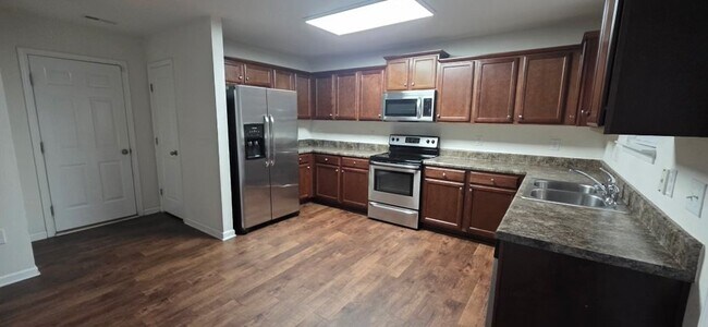 Photo - 536 Botanical Ct