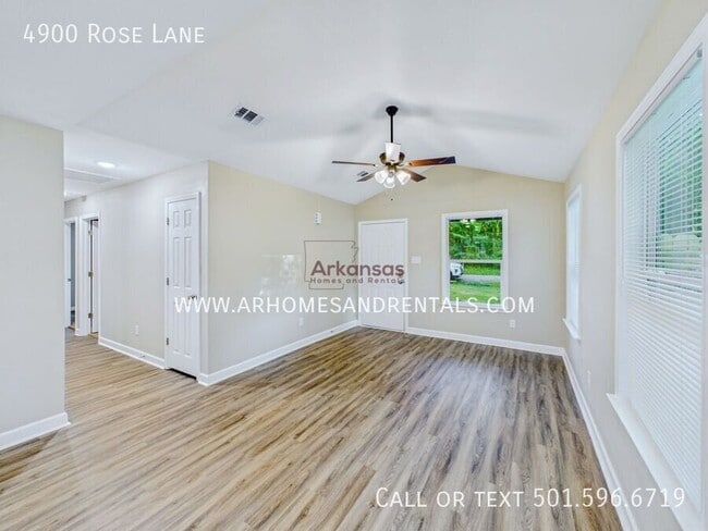 Photo - 4900 Rose Ln
