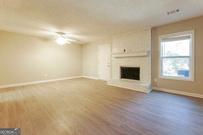 Photo - 8071 Creekstone Way