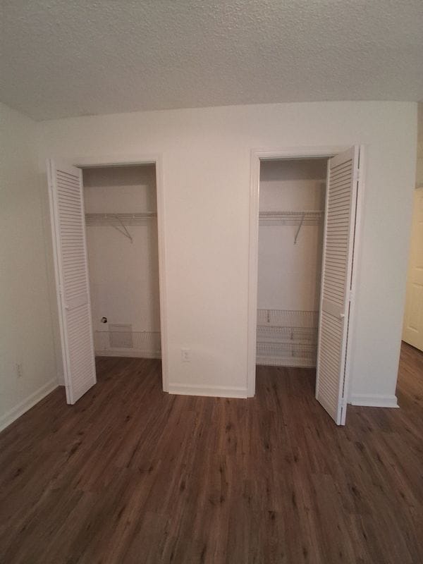 Photo - 4067 Coopers Hill Dr SE