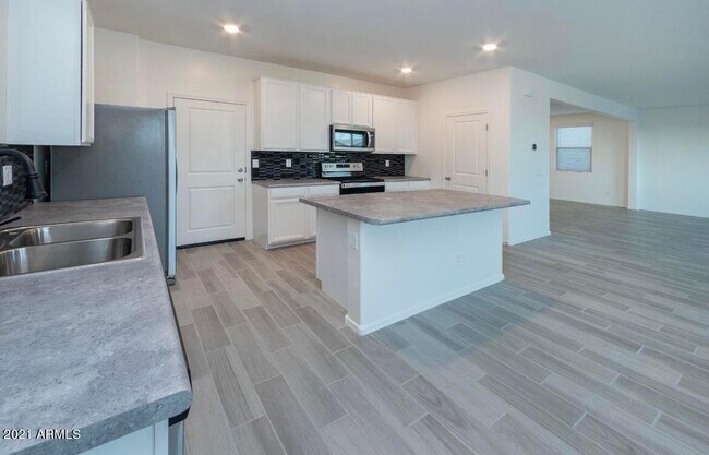 Photo - 7259 N 125th Dr