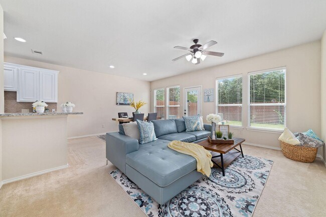 Photo - 14923 Tuttle Point Dr