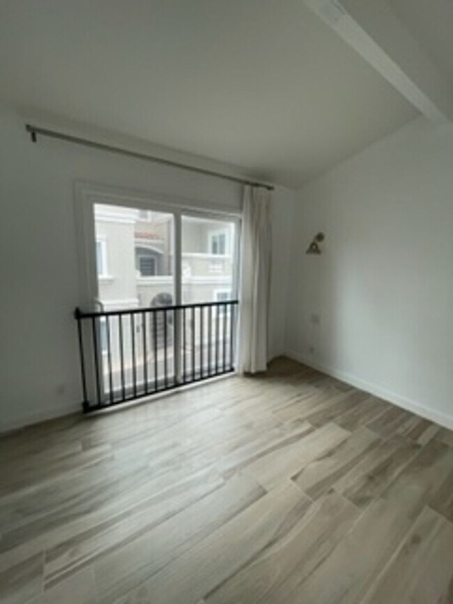 Photo - Manhattan Beach 3 Bed 3 Bath