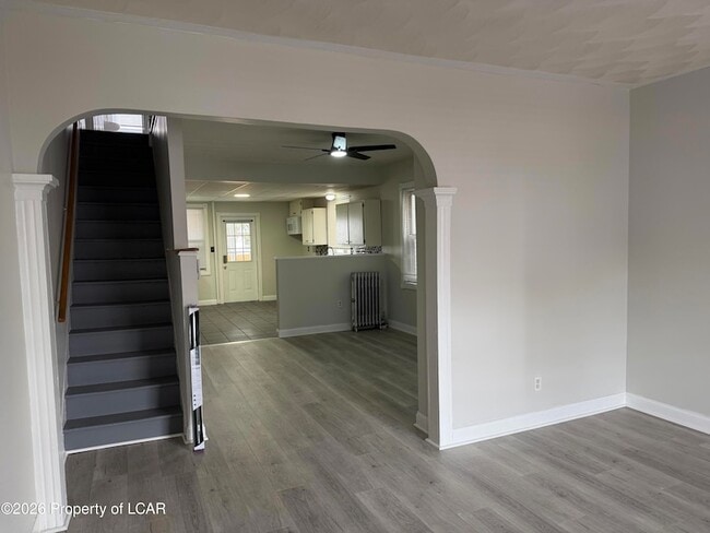 Photo - 178 S Sherman St