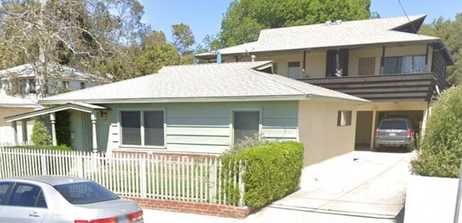 Building Photo - 1514 Penmar Ave Unit C