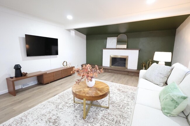 Photo - 506 N 44th St