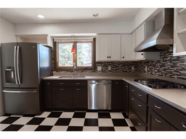 Photo - 7740 Arlington Ave N