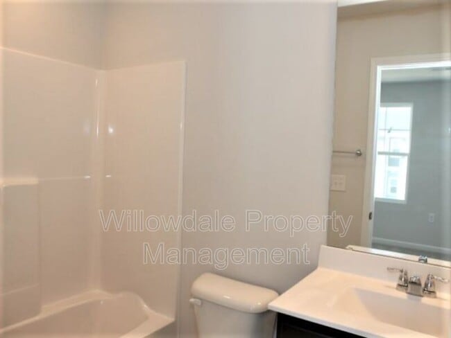 Photo - 1079 Shoreside Dr