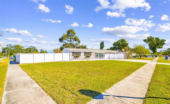 Photo - 7717 W Powhatan Ave