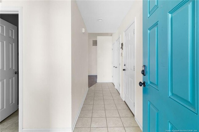 Photo - 175 Ranier Dr