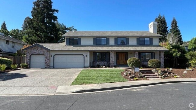 Building Photo - Walnut Creek Northgate neighborhood! Beaut... Rental