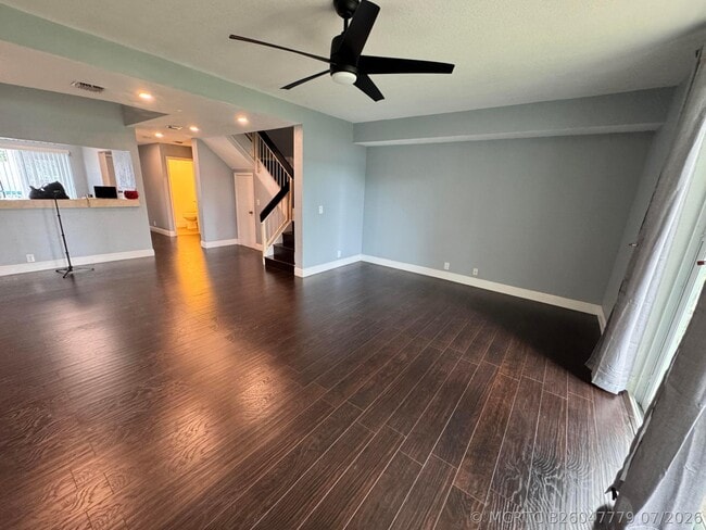 Photo - 2323 SW 82nd Way