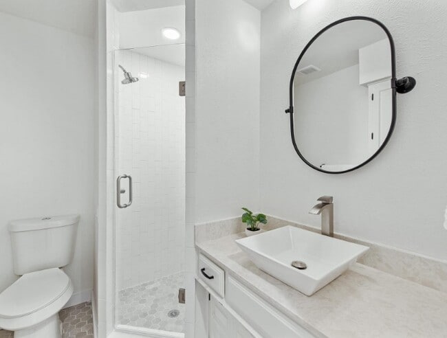 Photo - 3912 Saddlehead Dr