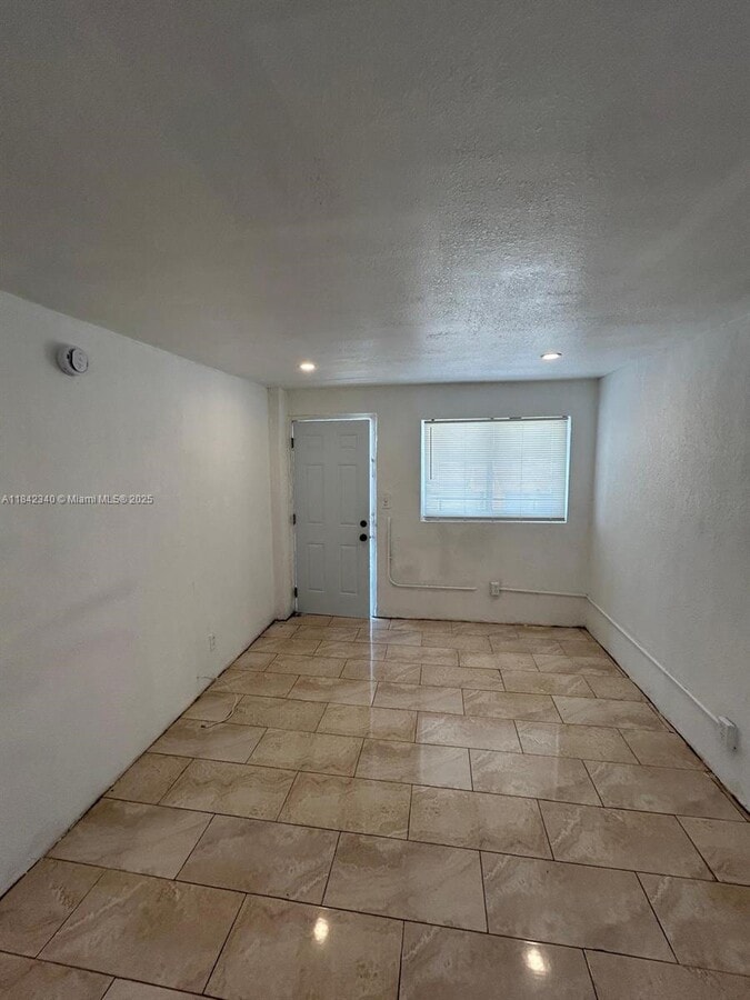 Photo - 485 SW 4th Ave Apartment Unit 1