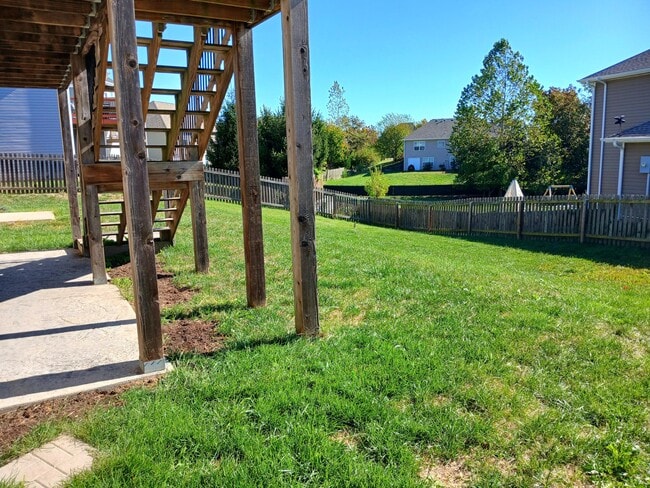 Photo - 4910 Stone Mountain Pkwy