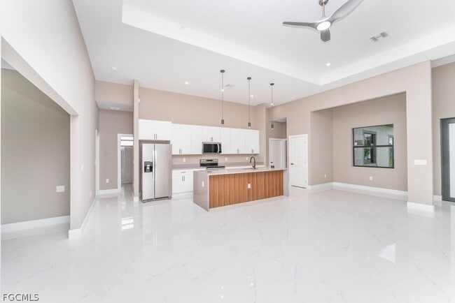 Photo - 3900 9th St SW