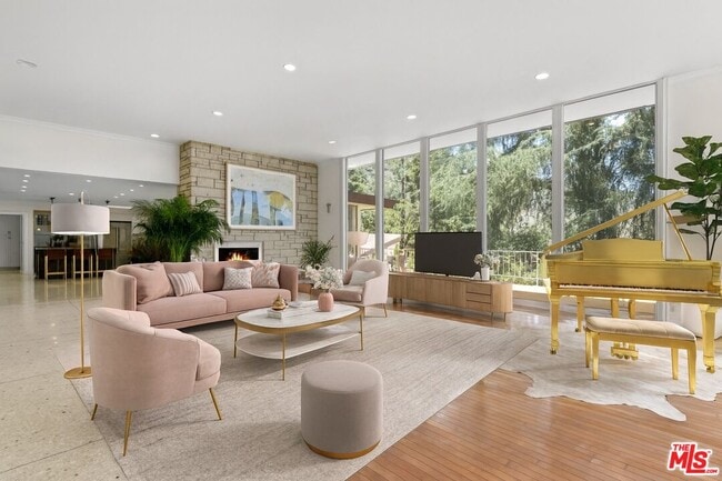 Photo - 1743 Stone Canyon Rd