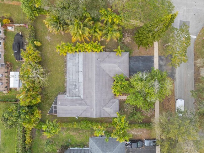 Photo - 781 NW 66th Ave