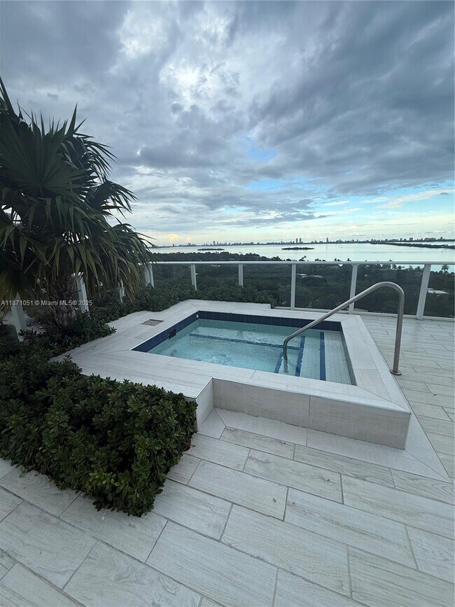 Photo - 4250 Biscayne Blvd Unit 817