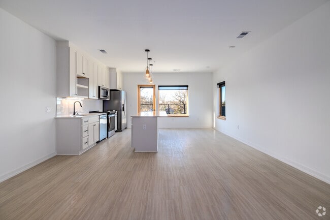 3BR, 2BA - 3C