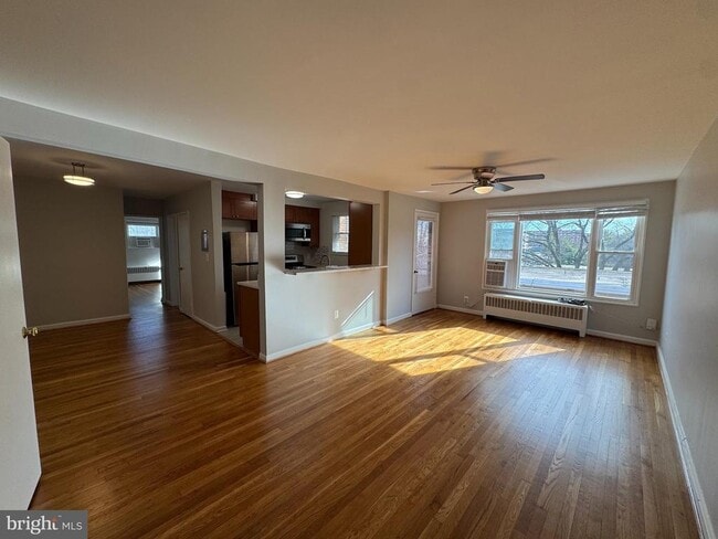 Photo - 500 S Courthouse Rd Unit 12