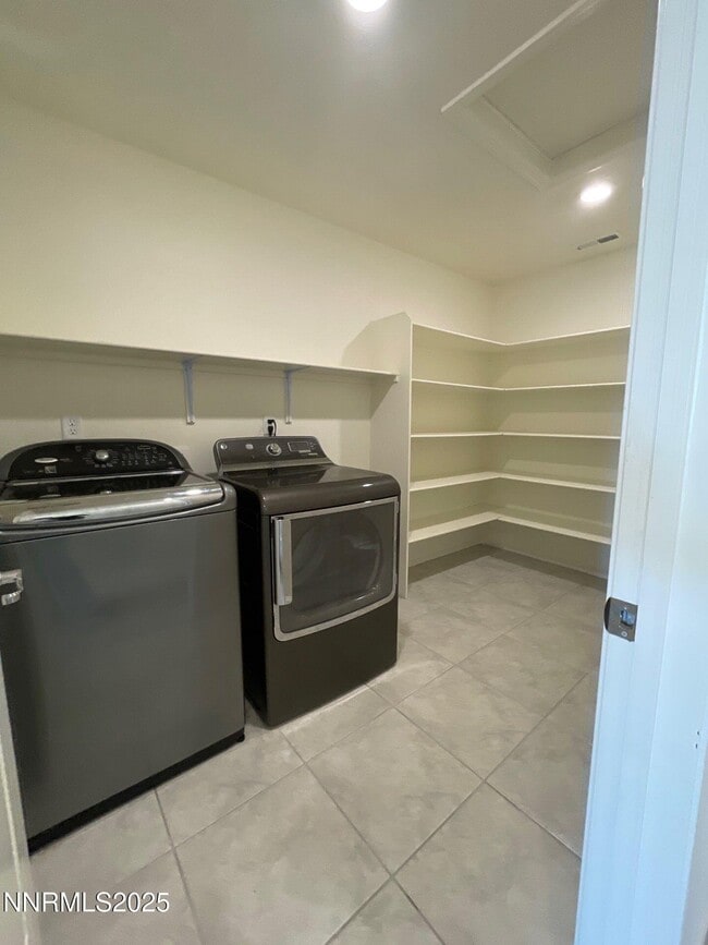 Photo - 8952 Wolf River Dr