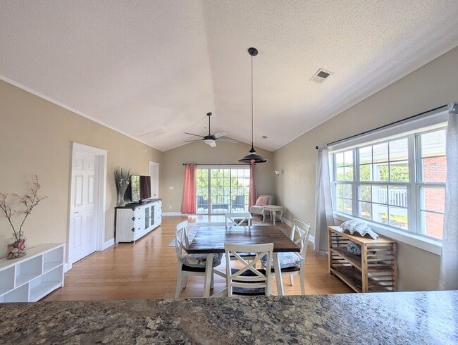 Photo - 2 Bed 2 Bath Condo - Long Term Rental in Myrtle Beach, SC Unit 304