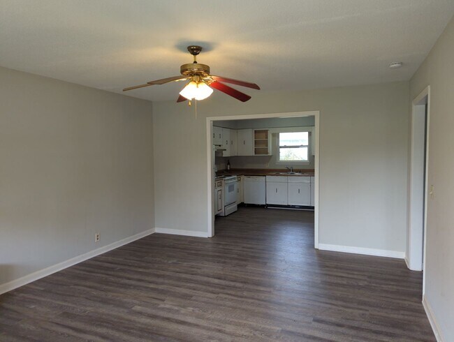 Photo - 716 Salem Rd Unit 716 Salam Rd Apt A