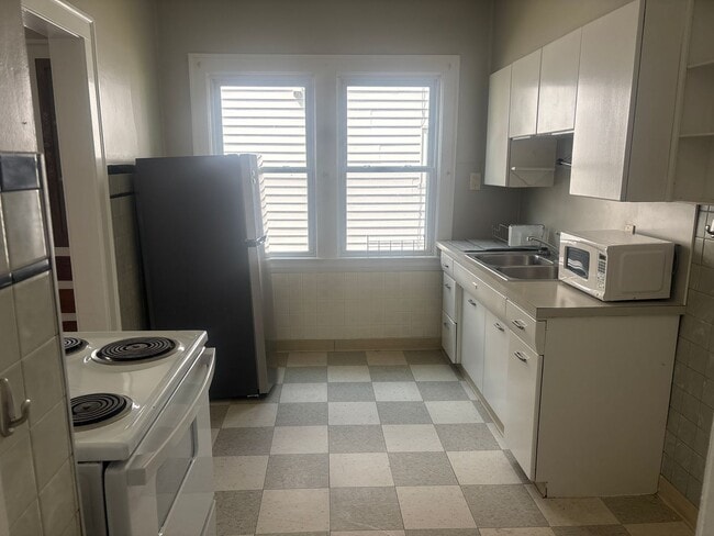 Photo - 2059 Lewis Dr Unidad 2059 Lewis 1