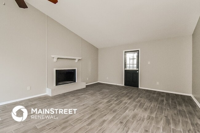 Photo - 5772 Jardin Pl