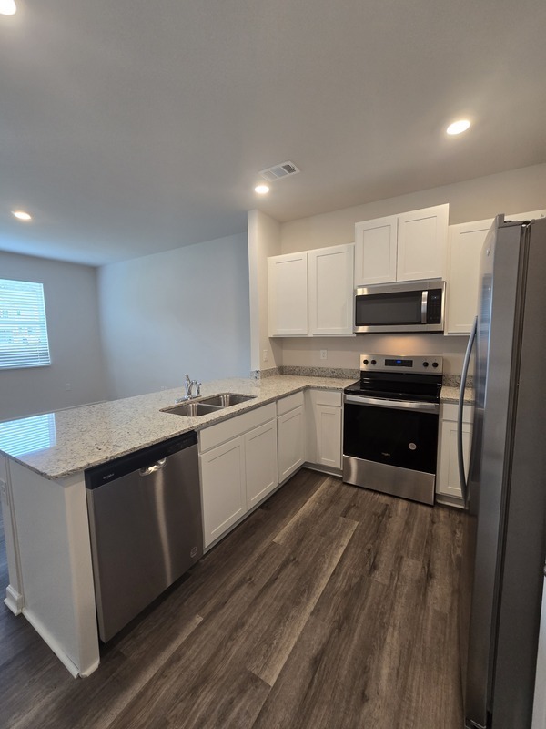 Photo - 12 Sweetspire Dr Townhome
