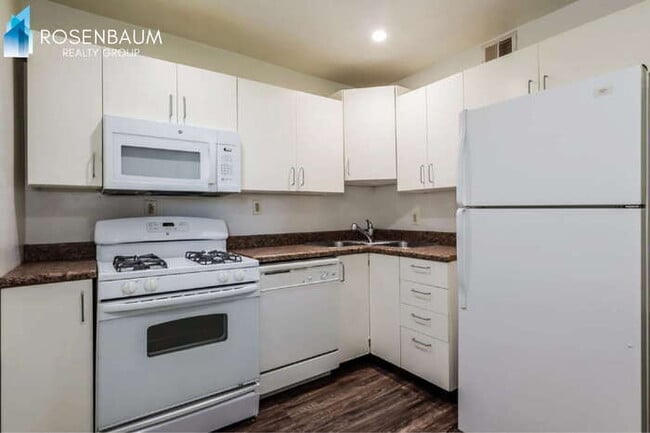 Photo - 770 N Dodge Blvd Unit 22