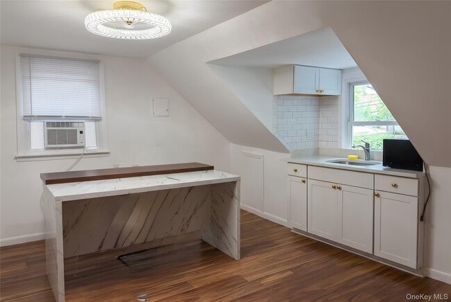 13 Cedarwood Dr