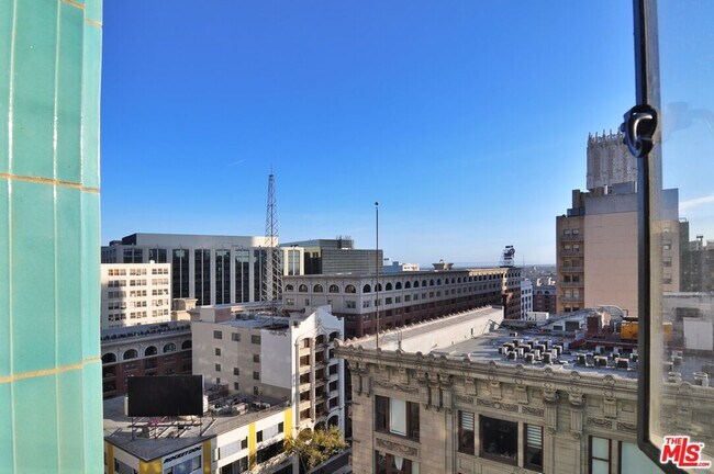 Photo - 849 S Broadway Unit 1004