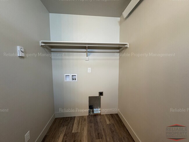 Photo - 626 Caribou St Unit 1