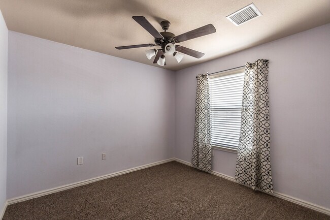 Photo - All the amenities at a great price