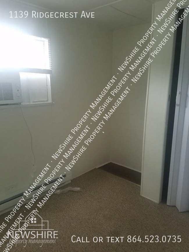 Photo - 1139 Ridgecrest Ave