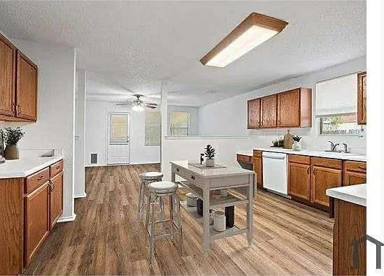 Photo - 1665 Stonehaven Pl