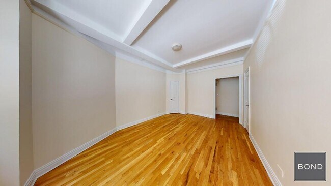 Photo - 25 E 10th St Unit 1A