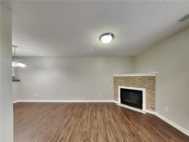 Photo - 20 Fieldview Ln