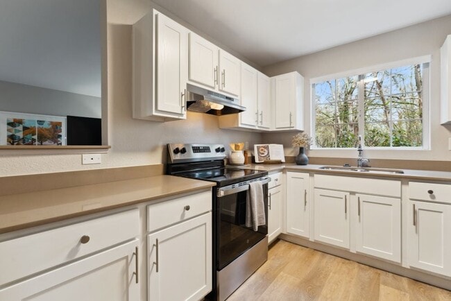 Photo - Sofi at Murrayhill