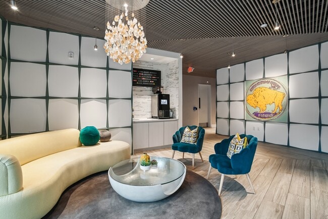 Link Apartments® Mint Street