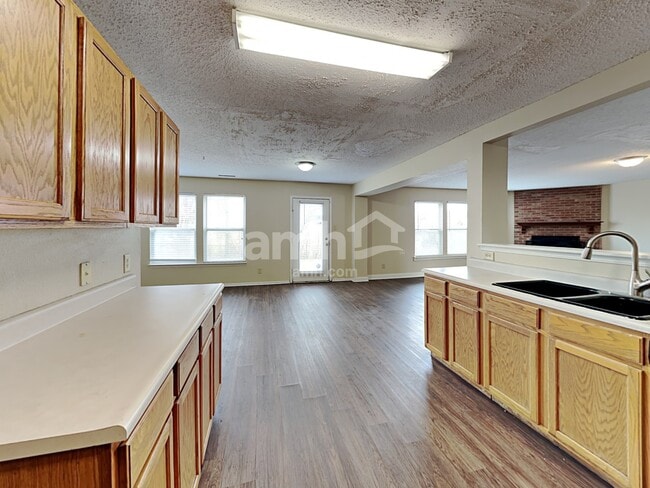 Photo - 6850 W Littleton Dr