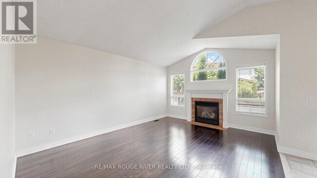 Photo - 66 Telegraph Dr
