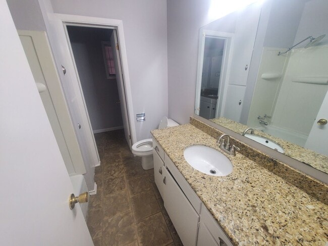 Photo - 1022 W Bel Air Dr