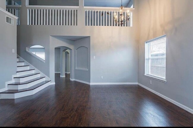 Photo - 18102 Spring Run Ln