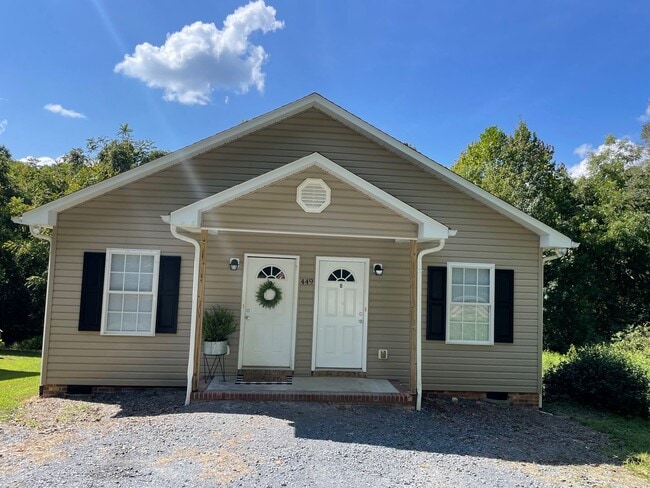 Building Photo - 1276 Unit 449-B CHESTNUT ST Rental