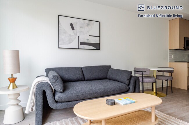 Photo - 17675 NE 69th Ct Unidad SI FL3-ID1006